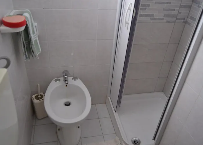 Erasippe At The Hamlet Apartment *